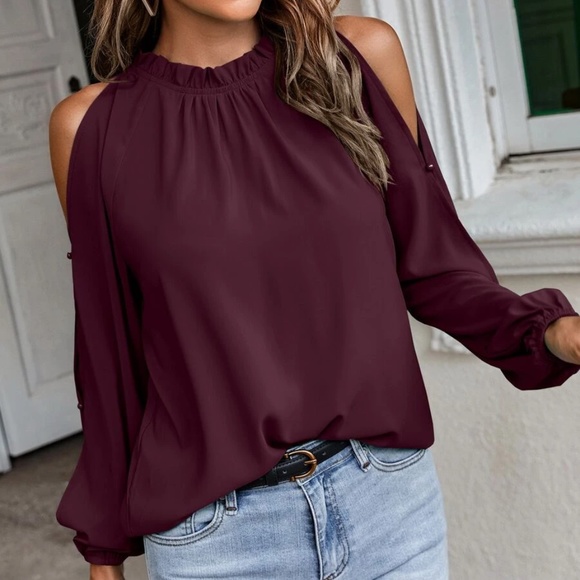 Boho Mock Neck Cold Shoulder Blouse - Picture 11 of 12